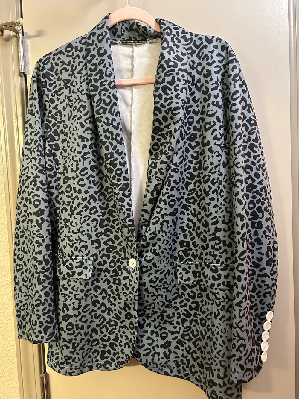 Women's Gray Leopard Print Single-Button Blazer
